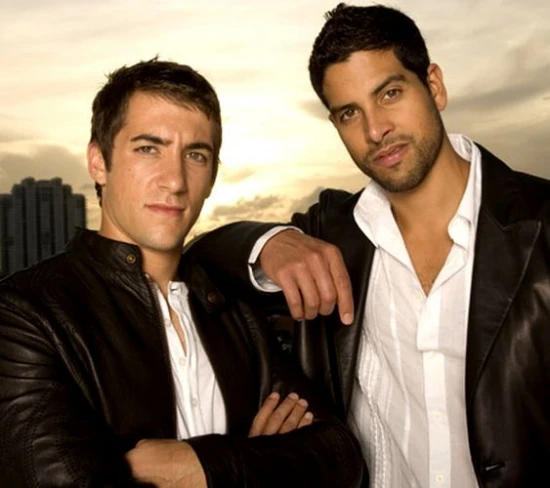 Kriminálka Miami (2002) [TV seriál] - Jonathan Togo + Adam Rodriguez