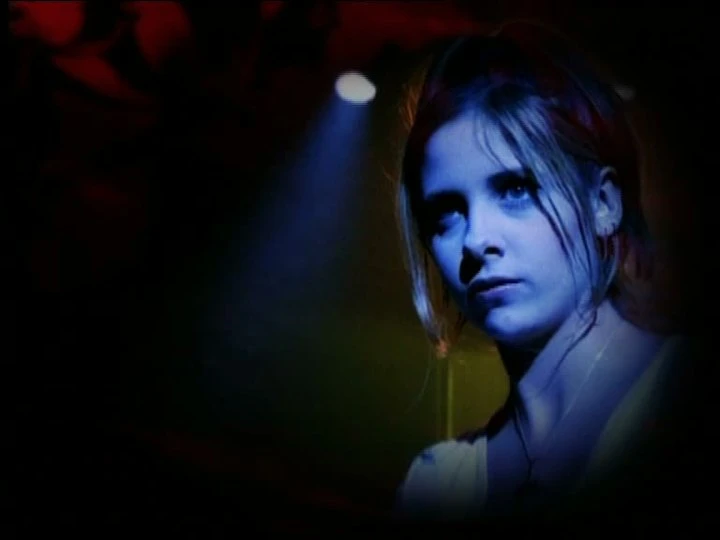 Buffy - zabíječka upírů (1992)