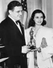 při předávání Oscarů s hereckým objevem Vivien Leigh - Wind ...