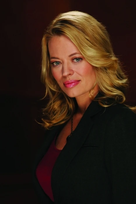 Jeri Ryan