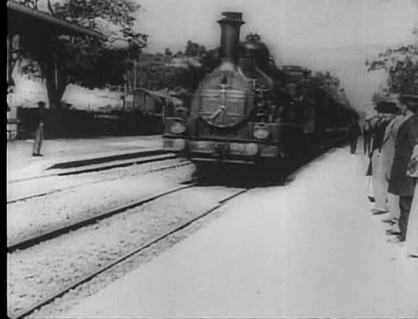 Příjezd vlaku (1896)