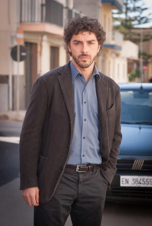 Mladý Montalbano (2012) [TV cyklus]