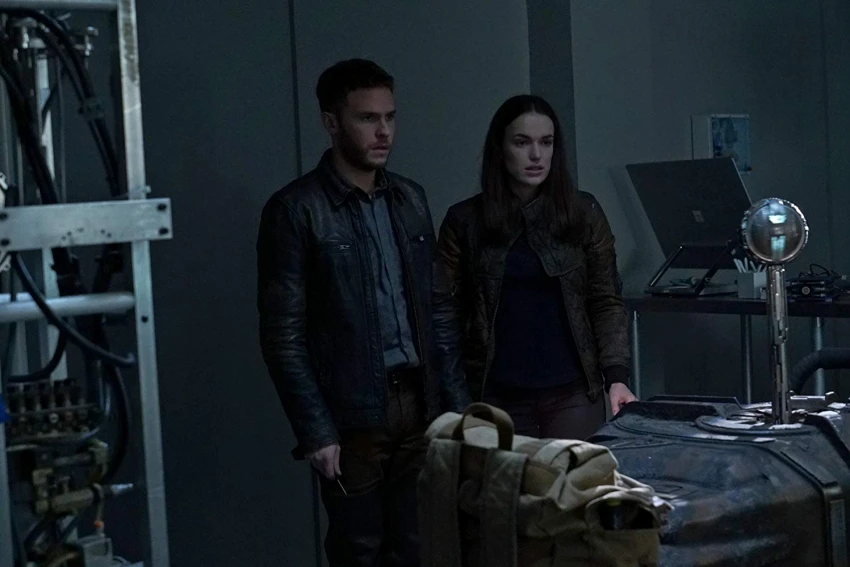 Agenti S.H.I.E.L.D. (2013) [TV seriál]