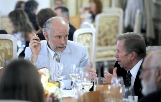 John Malkovich a Václav Havel (2009)