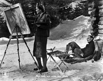 Láska mezi umělci (1943)