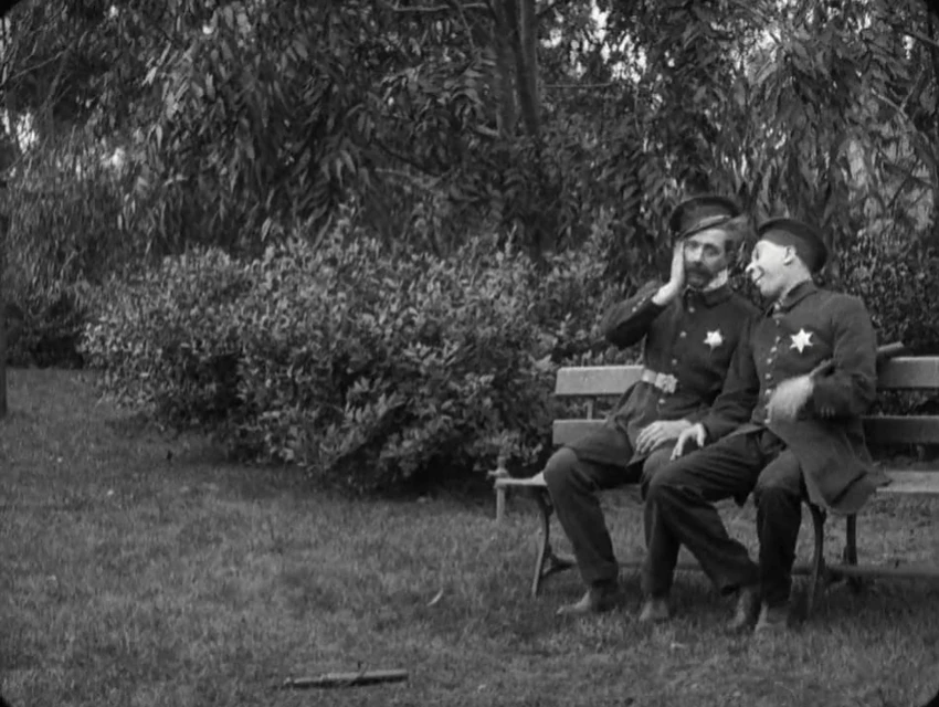 Chaplin se žení (1915)