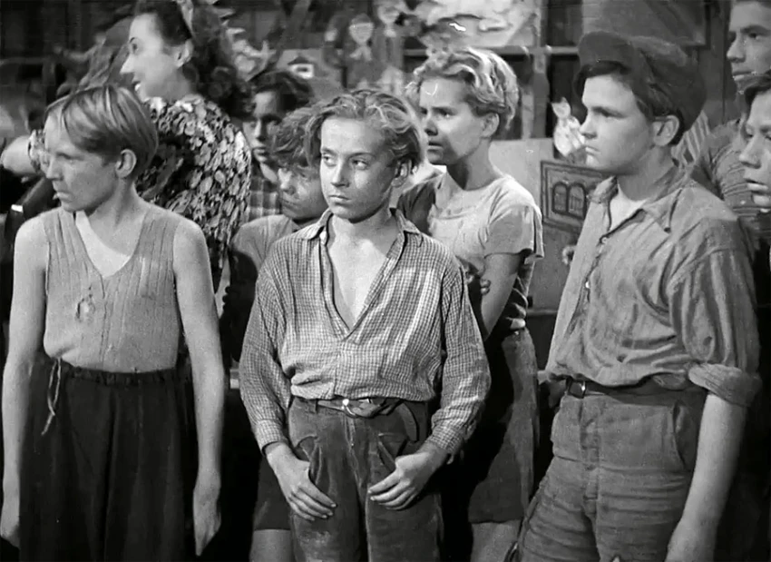 Kluci na řece (1944)