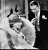 Dressed to Thrill (1935)