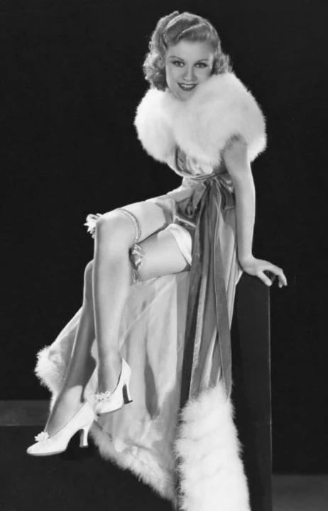 Professional Sweetheart (1933)