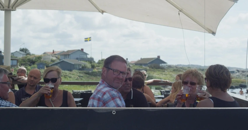 Rvačka na švédské pláži (2016) [TV film]