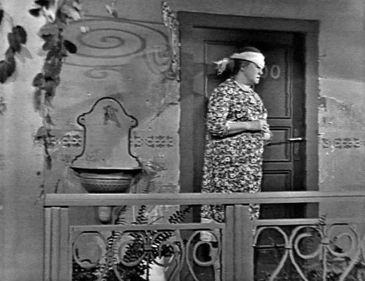 Kufr za dveřmi (1972) [TV epizoda]