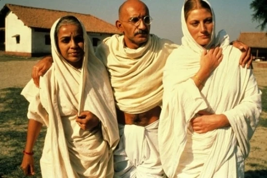 Gándhí (1982)