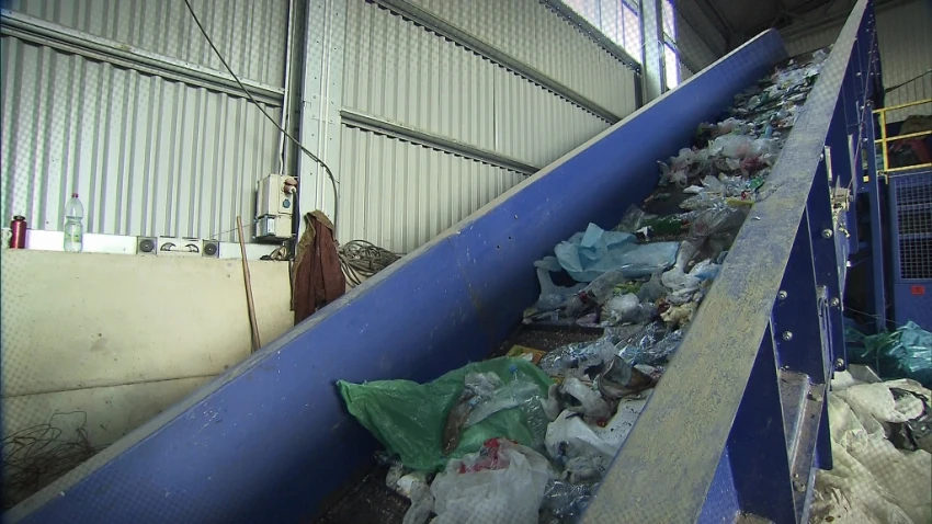 kauza - Obchodování s plastovým odpadem