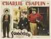Chaplin vesnickým hrdinou (1919)