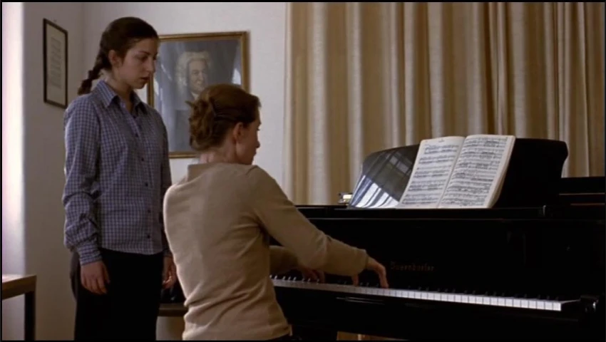 Pianistka (2001)