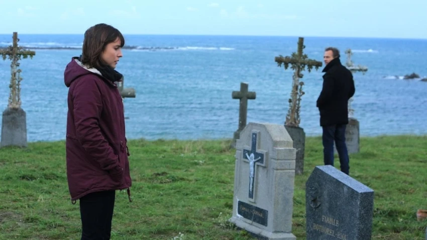 Stíny smrti: Vražda na ostrově Batz (2015) [TV film]