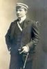 v roli studenta prince Karla Heinricha v div. hře "Alt-Heidelberg" od Wilhelma Meyera-Förstera, 1912. Wikipedie.