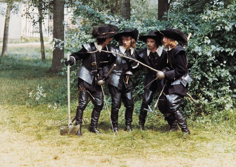 Čtyři sluhové a čtyři mušketýři (1973)