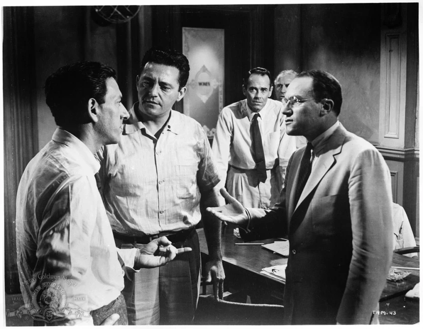 Dvanáct rozhněvaných mužů (1957)