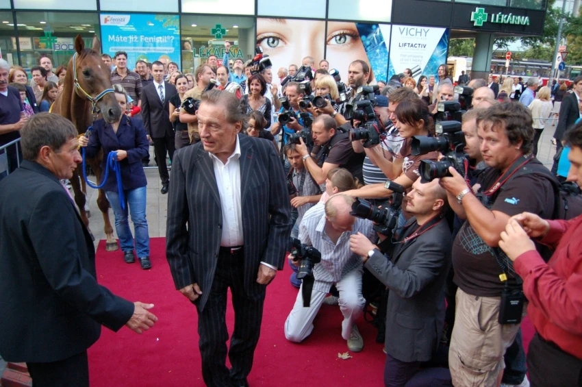 5.9.2012 premiéra filmu Váňa -  Josef Váňa (2) a Karel Gott