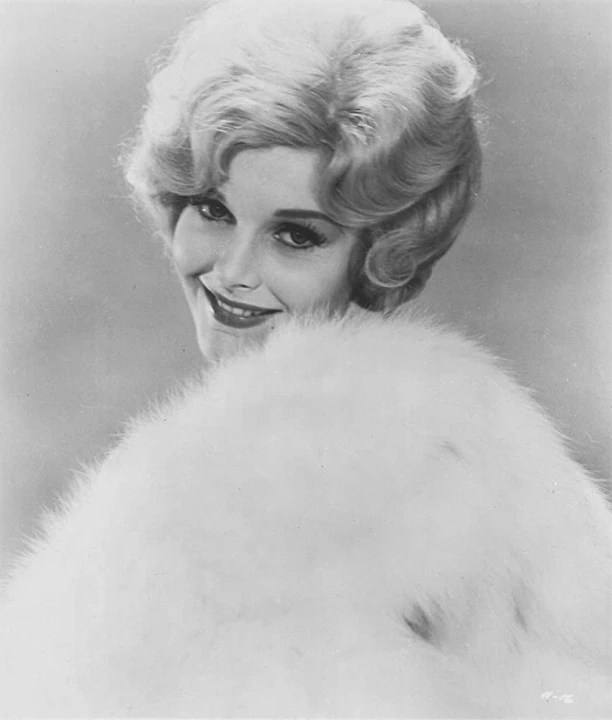 Harlow (2) (1965)