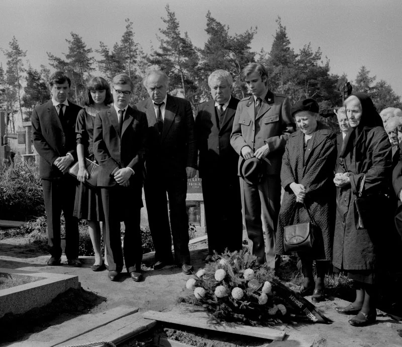 Jaromír Hanzlík, Zlata Adamovská, Tomáš Juřička, Ota Sklenčka, Josef Karlík a Lukáš Vaculík