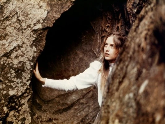 Piknik u Hanging Rock (1975)