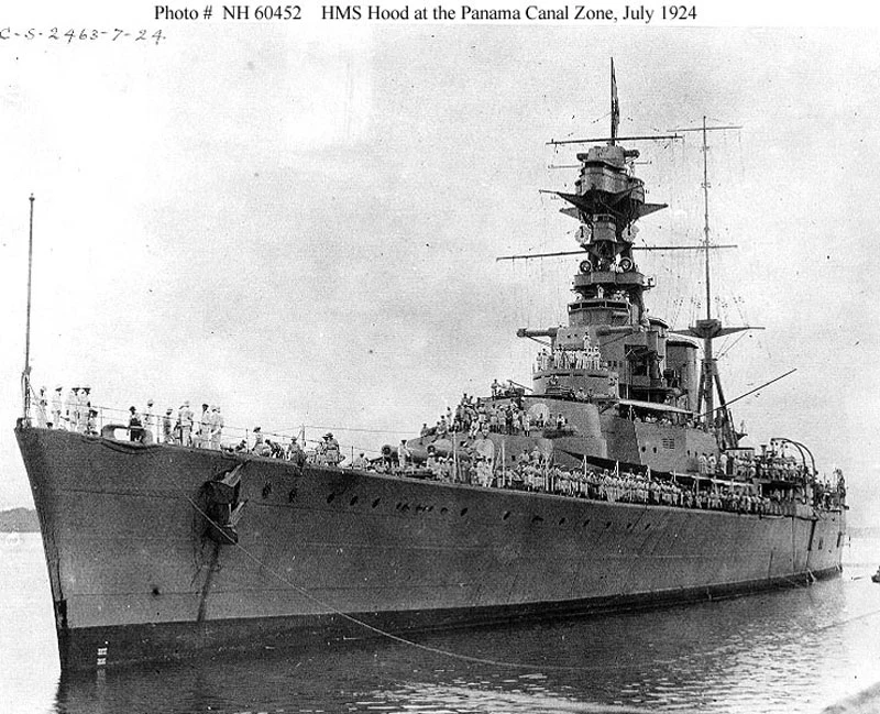 bitevná loď HMS Hood