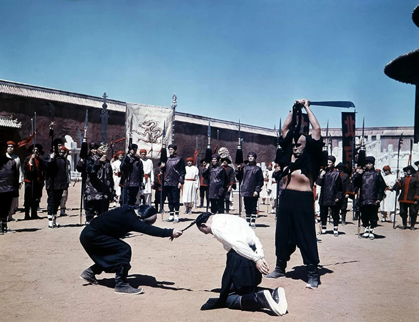 55 dní v Pekingu (1963)