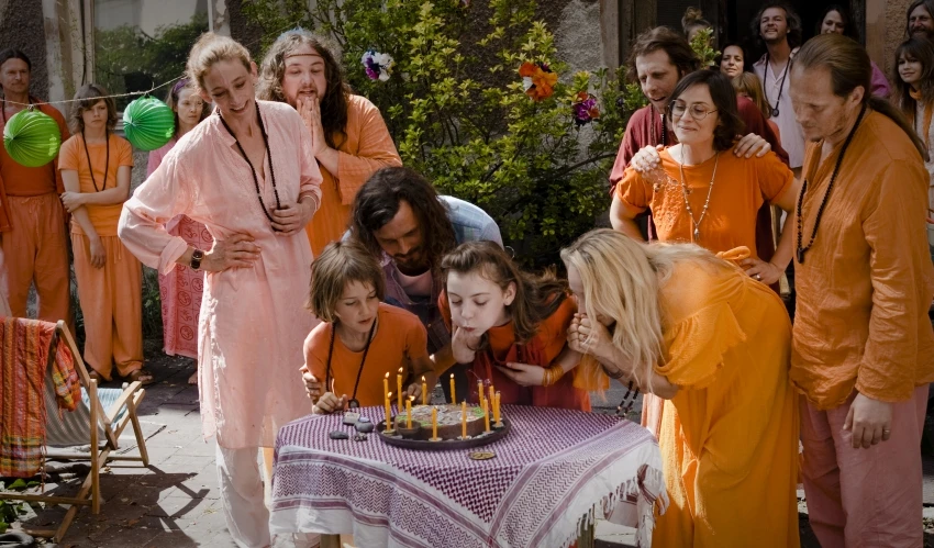 Wiebke Puls,    Daniel Zillmann,    Bela Baumann,   Amber Bongard,    Oliver Korittke,    Daniela Holtz,    Petra Schmidt-Schaller,    Georg Friedrich