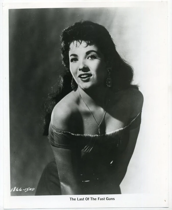 Linda Cristal