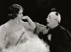 Ten, jehož políčkují (1924)