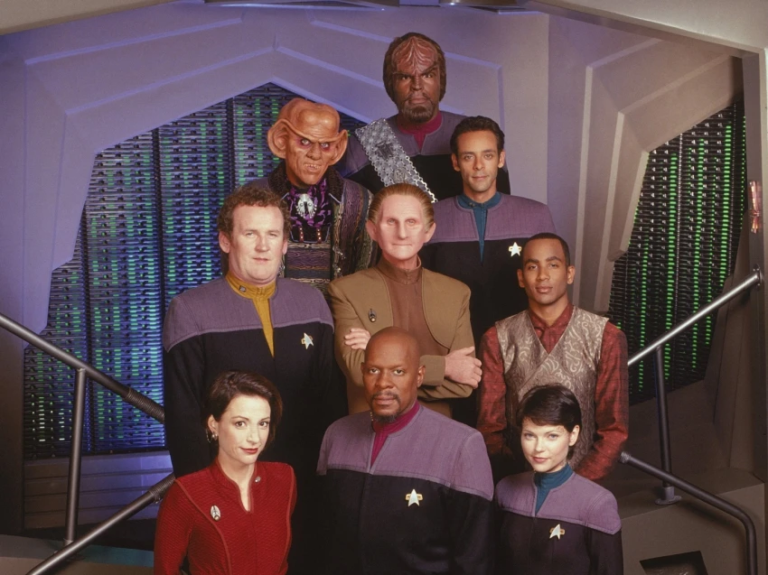 Michael Dorn, Armin Shimerman , Alexander Siddig, Colm Meaney, Rene Auberjonoism, Cirroc Lofton, Nana Visitor, Avery Brooks, Nicole de Boer