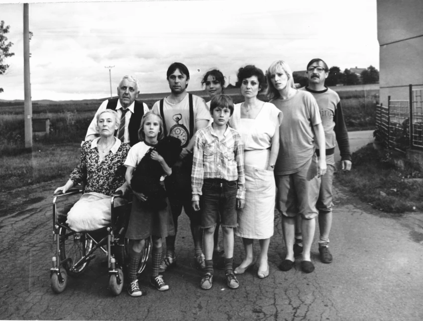 Alena Kreuzmannová, Václav Babka, Antonín Procházka, Miroslava Pleštilová, Soňa Valentová, Zuzana Geislerová a Oldřich Vlach