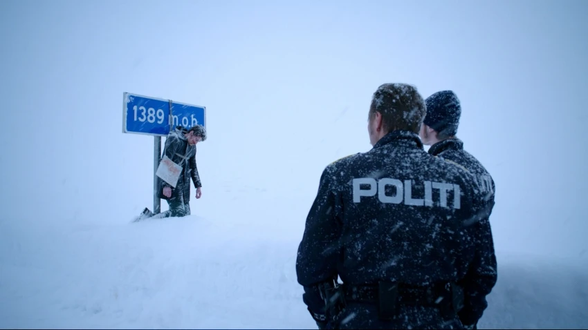 Boj sněžného pluhu s mafií (2014)