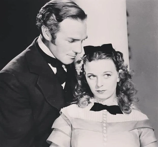 So Red the Rose (1935)