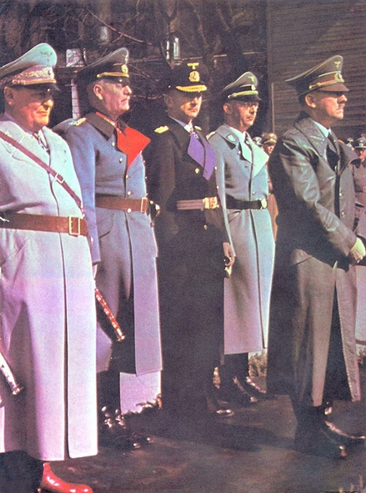 Hermann Göring, Wilhelm Keitel, Karl Dönitz, Heinrich Himmler, Adolf Hitler