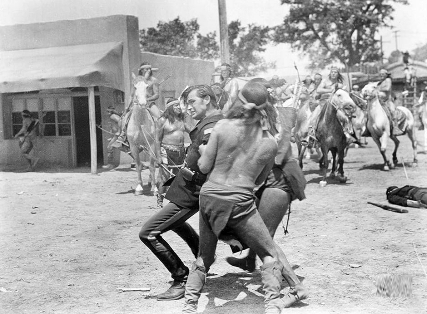 Column South (1953)