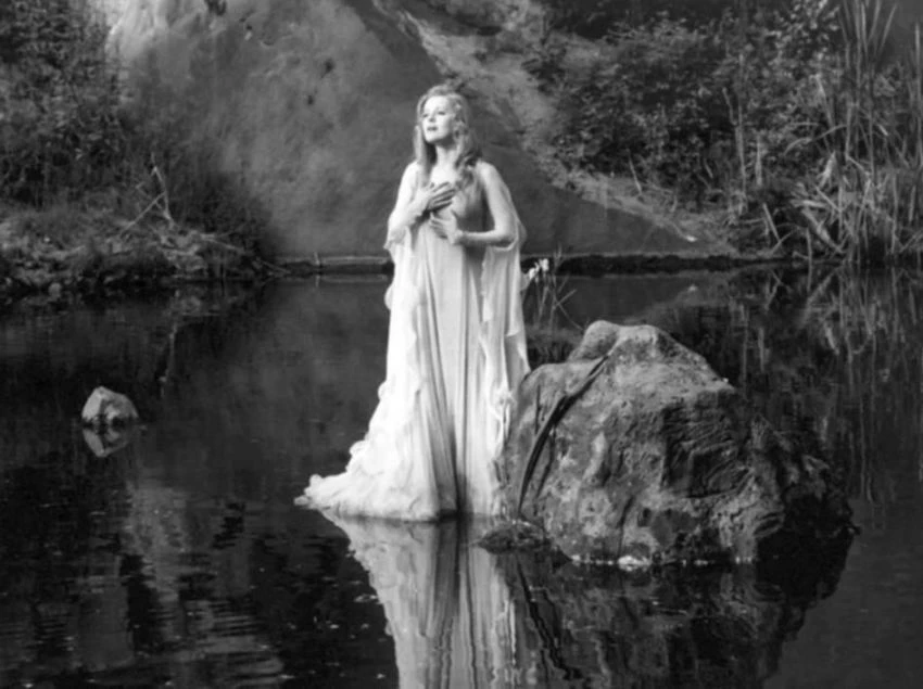 Rusalka (1977)