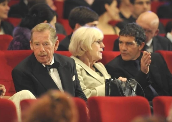 Vyhlášení cen festivalu: Václav Havel, Eva Zaoralová a Antonio Banderas