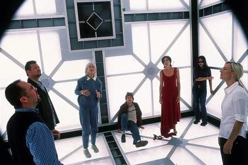 Kostka 2: Hypercube (2002)