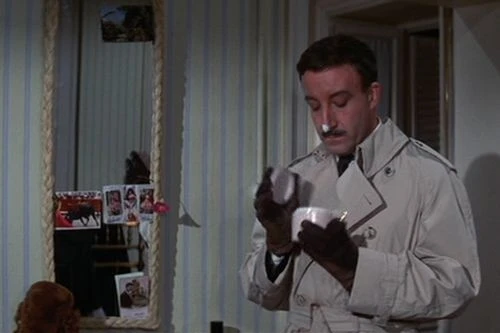 Komisař Clouseau na stopě (1964)