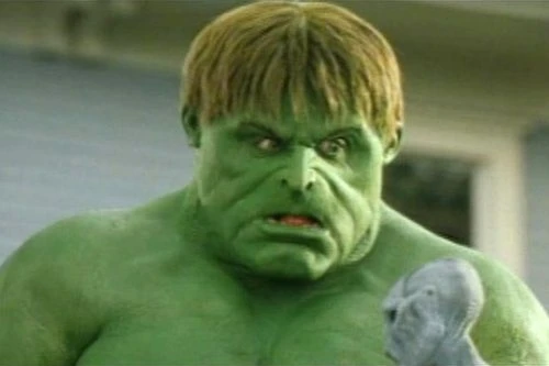 Tom Woodruff jako Hulk z alternativního konce filmu Scary Movie 3
