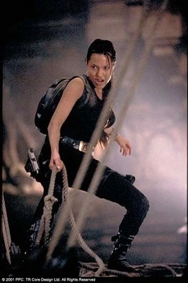 Lara Croft Tomb Raider: Kolébka života (2003)