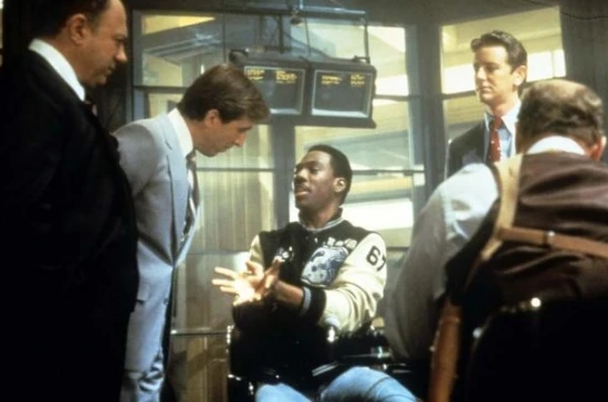 Policajt v Beverly Hills II (1987)