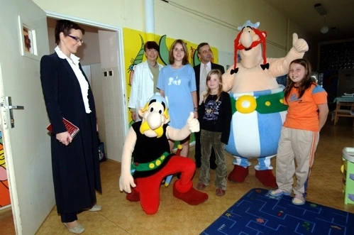 Asterix a Obelisk na návštěvě v Thomayerově nemocnici