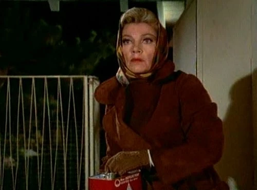 Anne Baxter