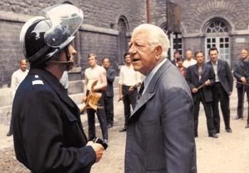 Dva muži ve městě (1973)