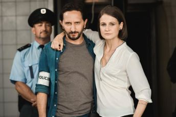 Dáma a Král (2017) [TV seriál]