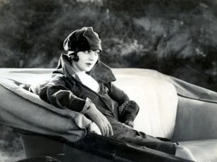 Vše pro milenku (1927)